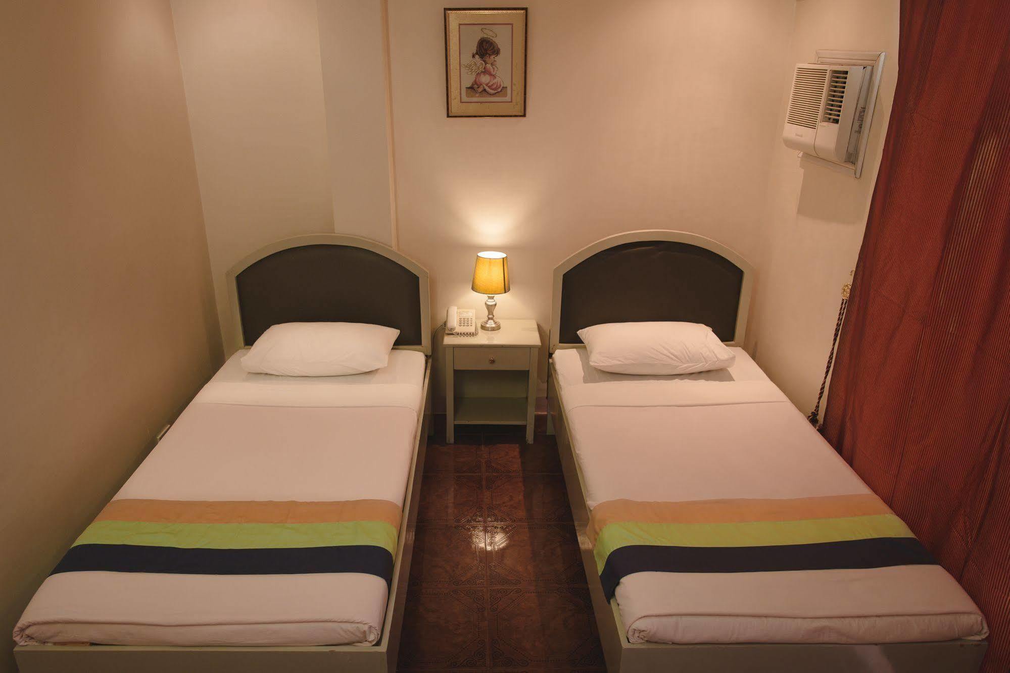 Maribago Seaview Pensione And Spa Lapu-Lapu City Exterior photo