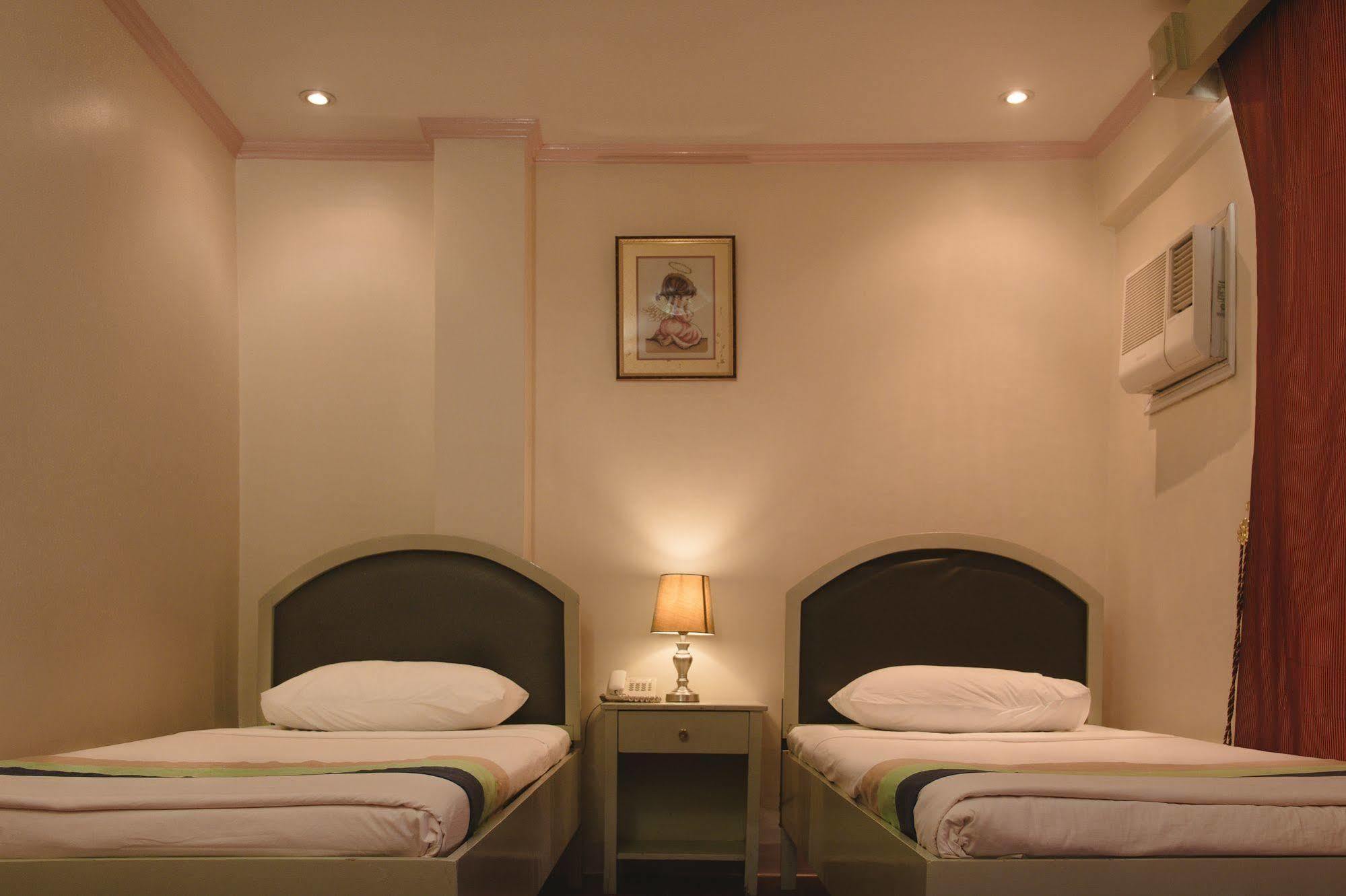 Maribago Seaview Pensione And Spa Lapu-Lapu City Exterior photo